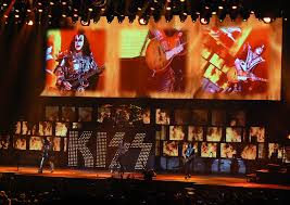 kiss in hell mod apk​